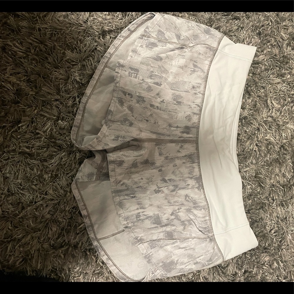 lululemon speed up 2.5 inch